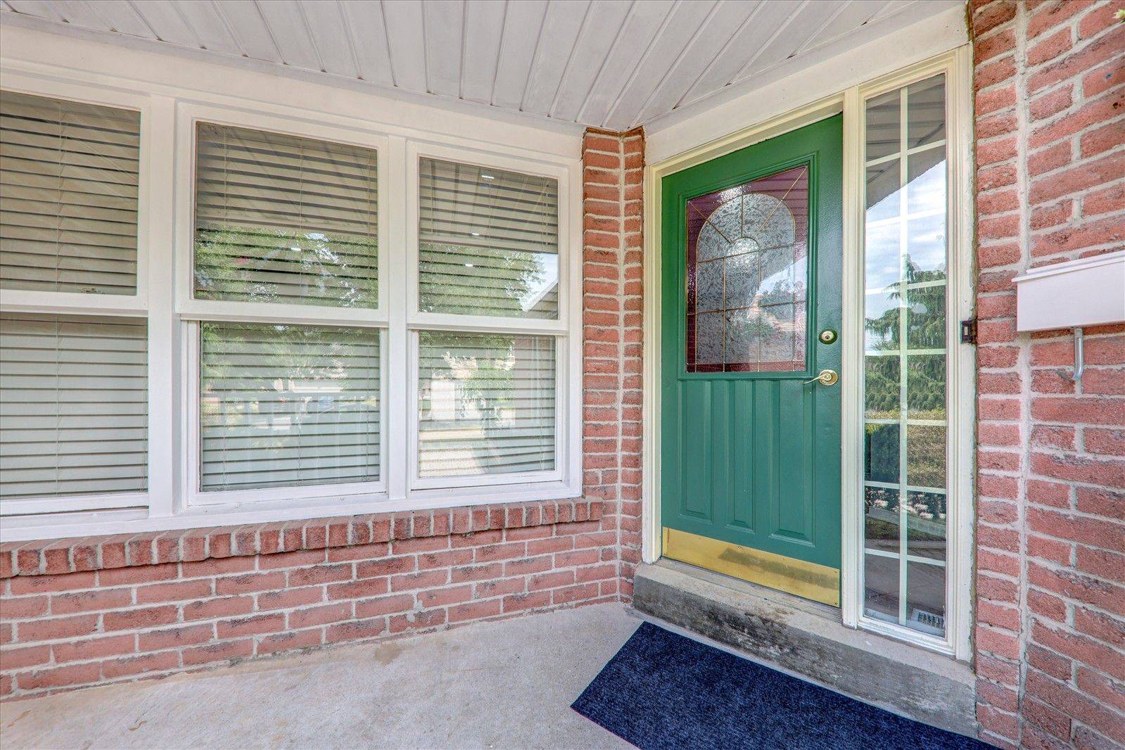 Pickering, ON L1X 1P7,1007 Maury CRES