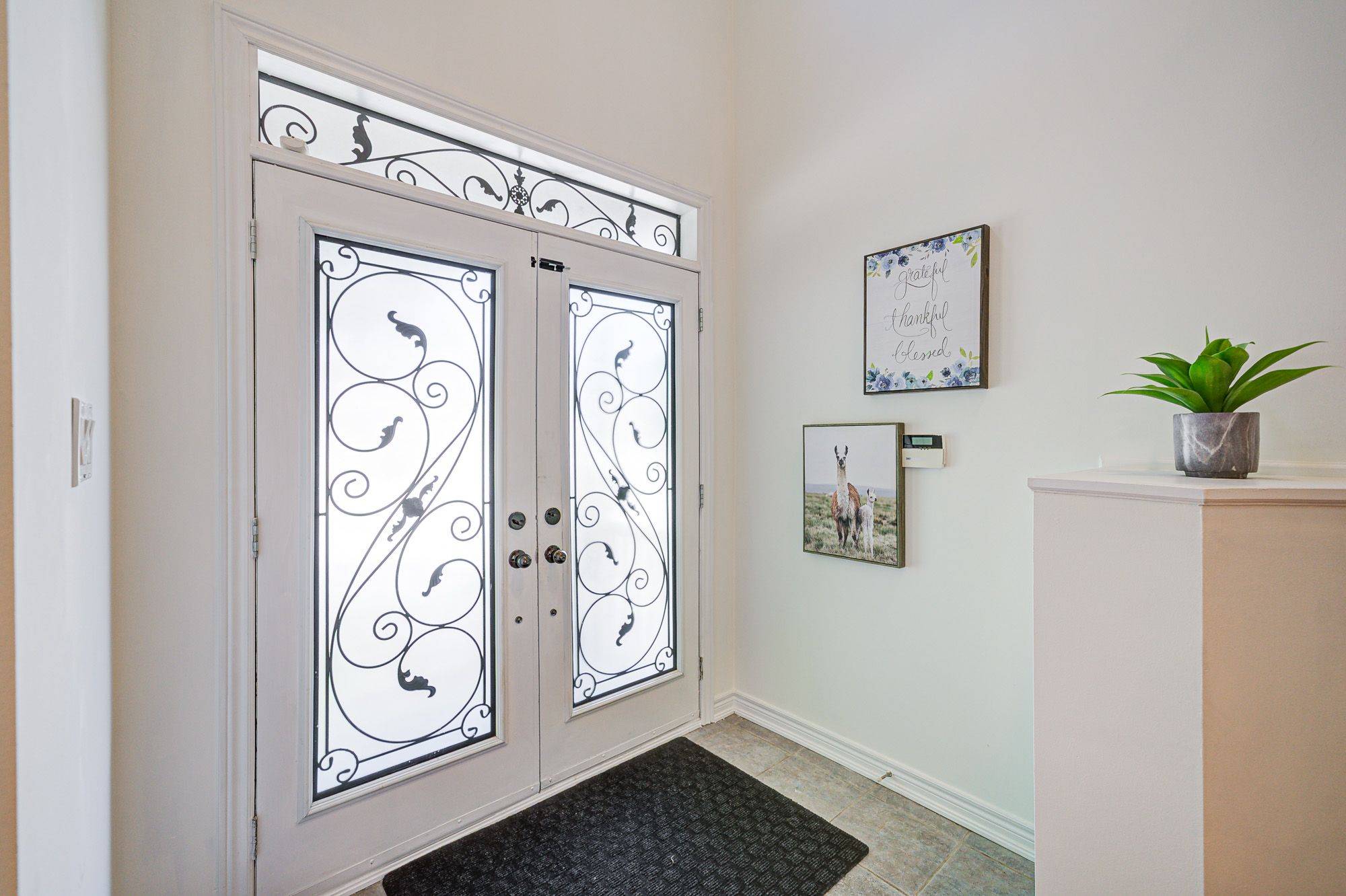 Markham, ON L6C 3C4,94 Castleview CRES