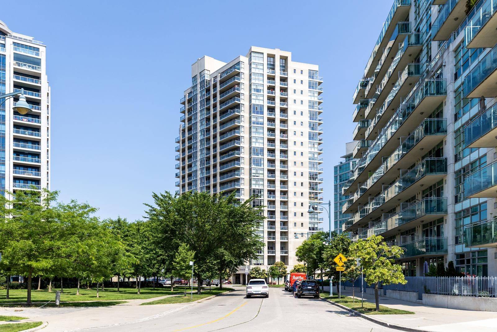 3 Marine Parade DR #809, Toronto W06, ON M8V 3Z5