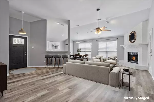 6329 Peggy Drive, Fort Worth, TX 76133