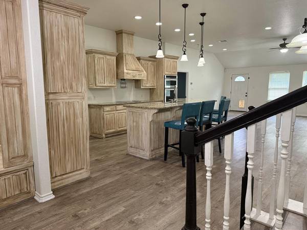 400 N Avenue A, Springtown, TX 76082