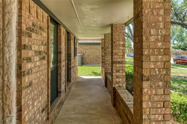 Lewisville, TX 75067,1606 Clarendon Drive
