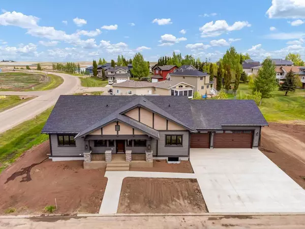 25 Blue Heron Bay, Lake Newell Resort, AB T1R 0X5