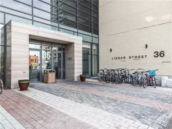 Toronto C01, ON M6J 0C7,36 Lisgar ST #732