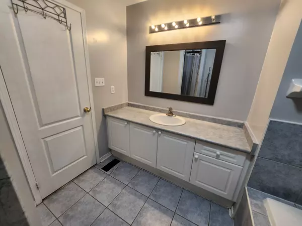 Mississauga, ON L5M 7T8,3264 Flagstone DR