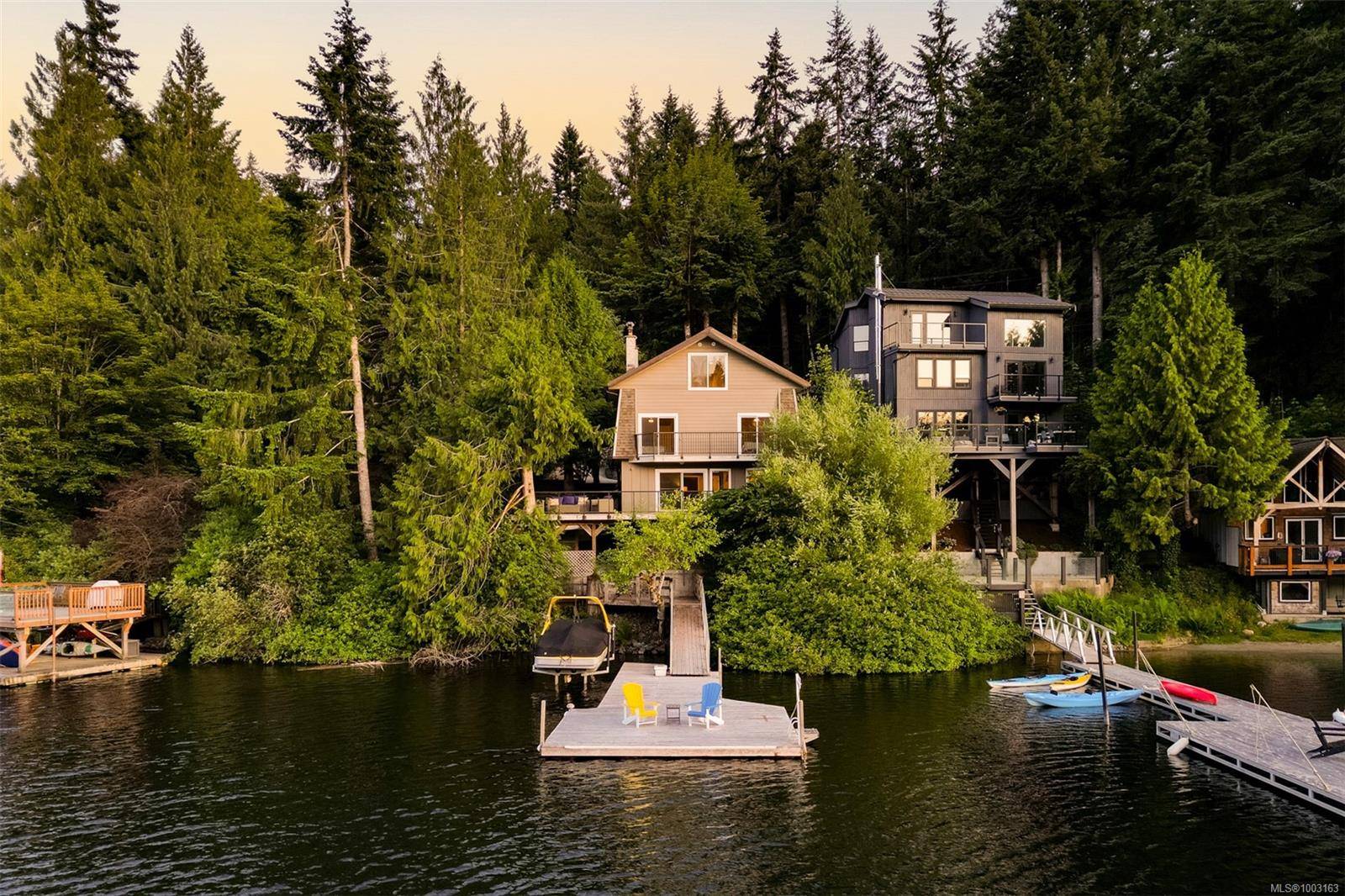 2717 West Shawnigan Lake Rd, Shawnigan Lake, BC V8H 2E3