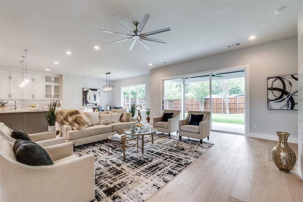 Dallas, TX 75218,10721 Clearbrook Lane