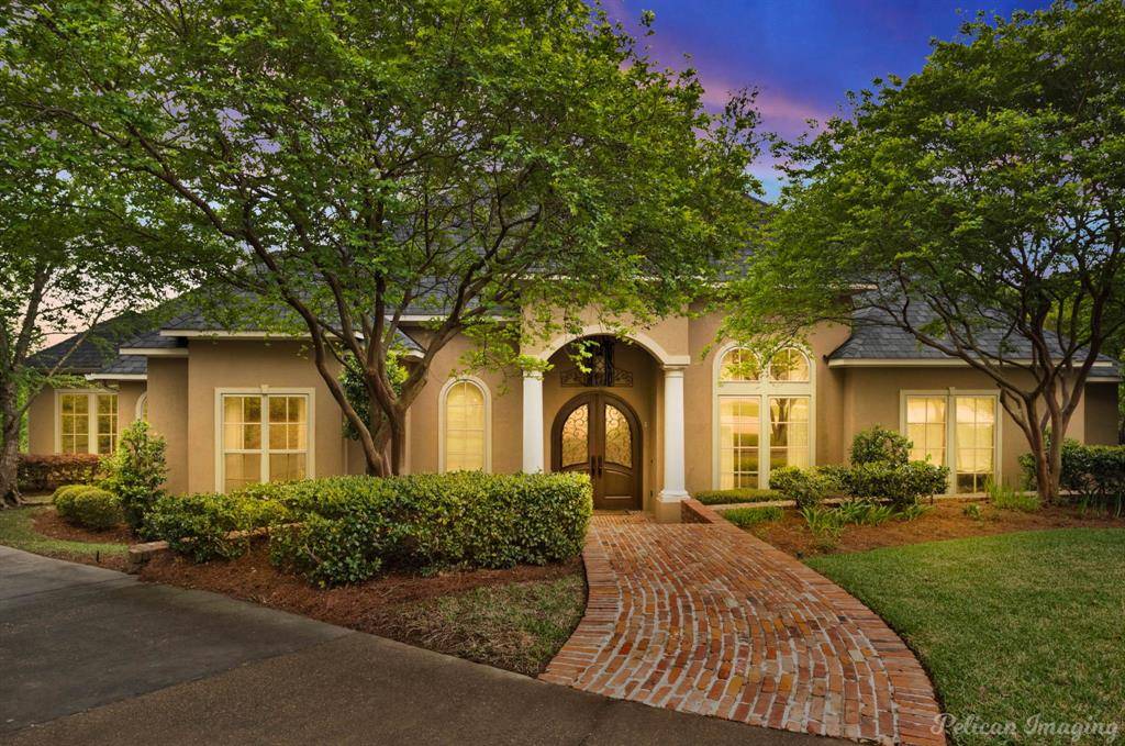 907 Woodland View Circle, Shreveport, LA 71106