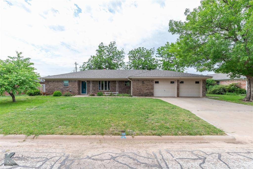 2957 Arrowhead Drive, Abilene, TX 79606