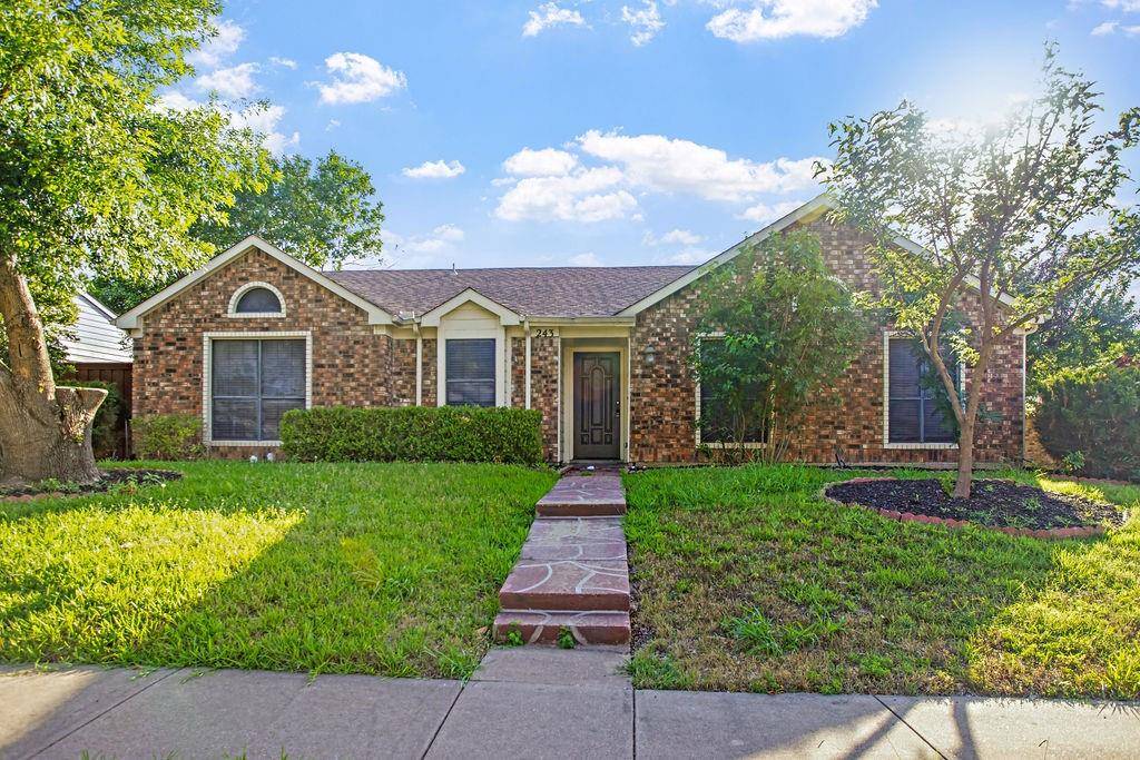 Coppell, TX 75019,243 Barclay Avenue