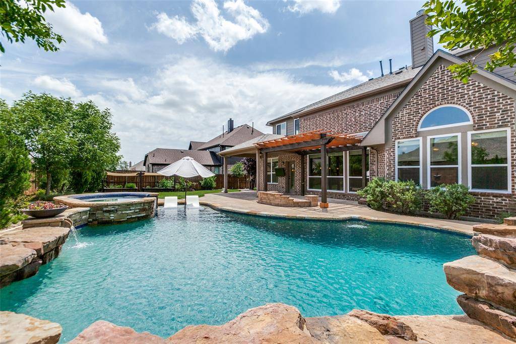 2241 Gulfstream Drive, Little Elm, TX 75068