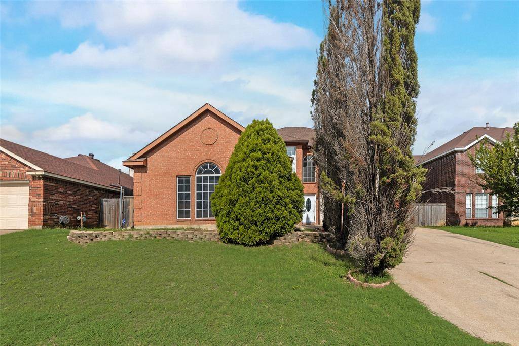 3420 Parham Drive, Grand Prairie, TX 75052