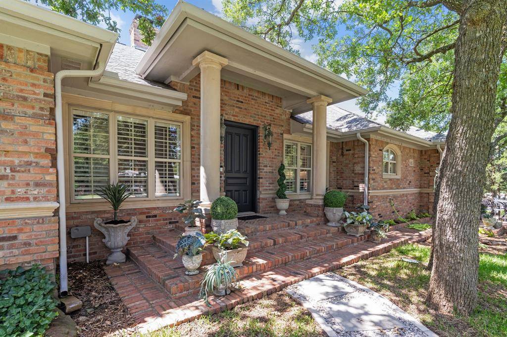 Grapevine, TX 76051,2523 Anglers Drive
