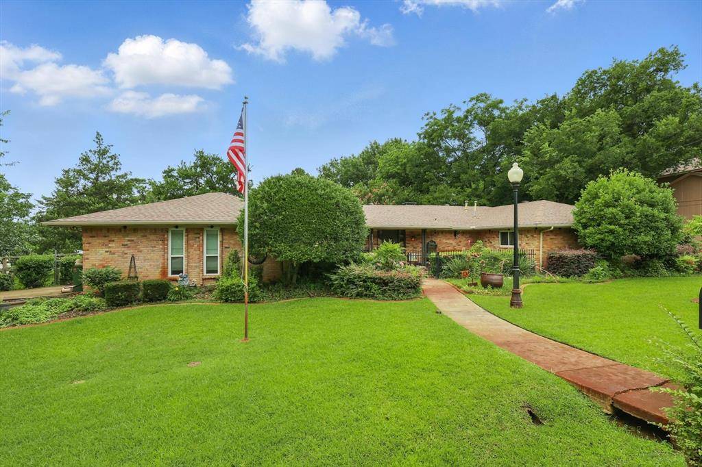 117 Nowlin Drive, Highland Village, TX 75077