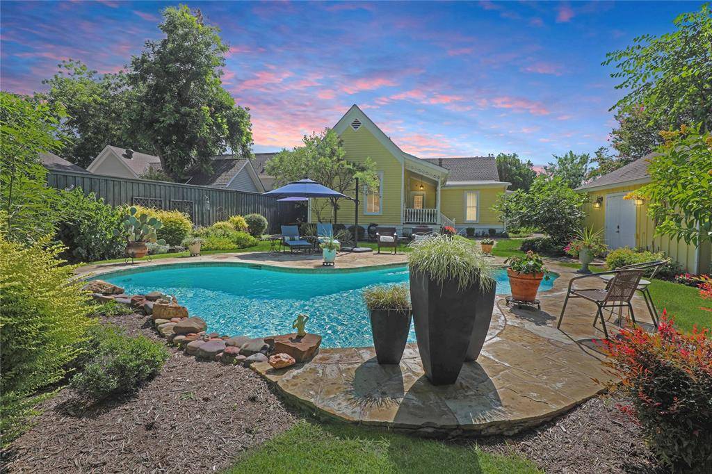 Mckinney, TX 75069,704 Parker Street