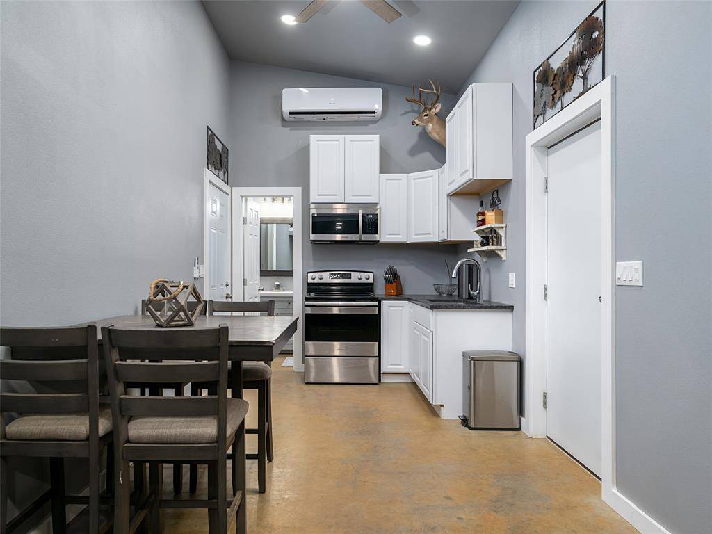 Tyler, TX 75709,12288 County Road 1141