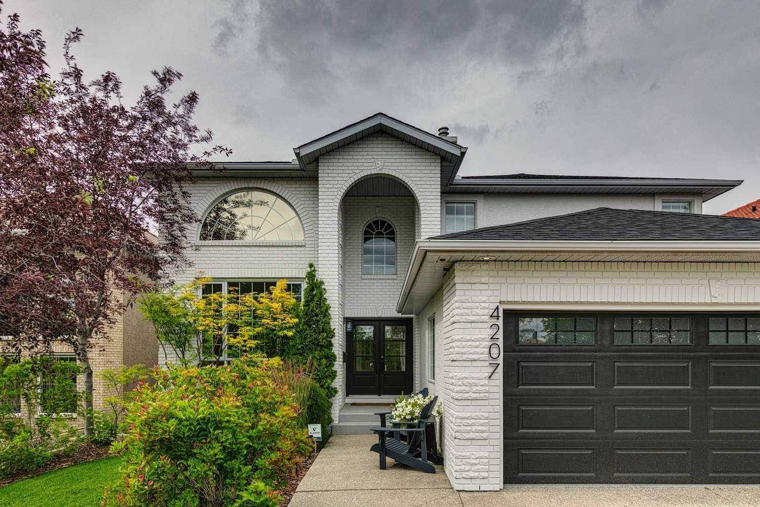 Calgary, AB T3A 5V2,4207 Edgevalley LNDG Northwest