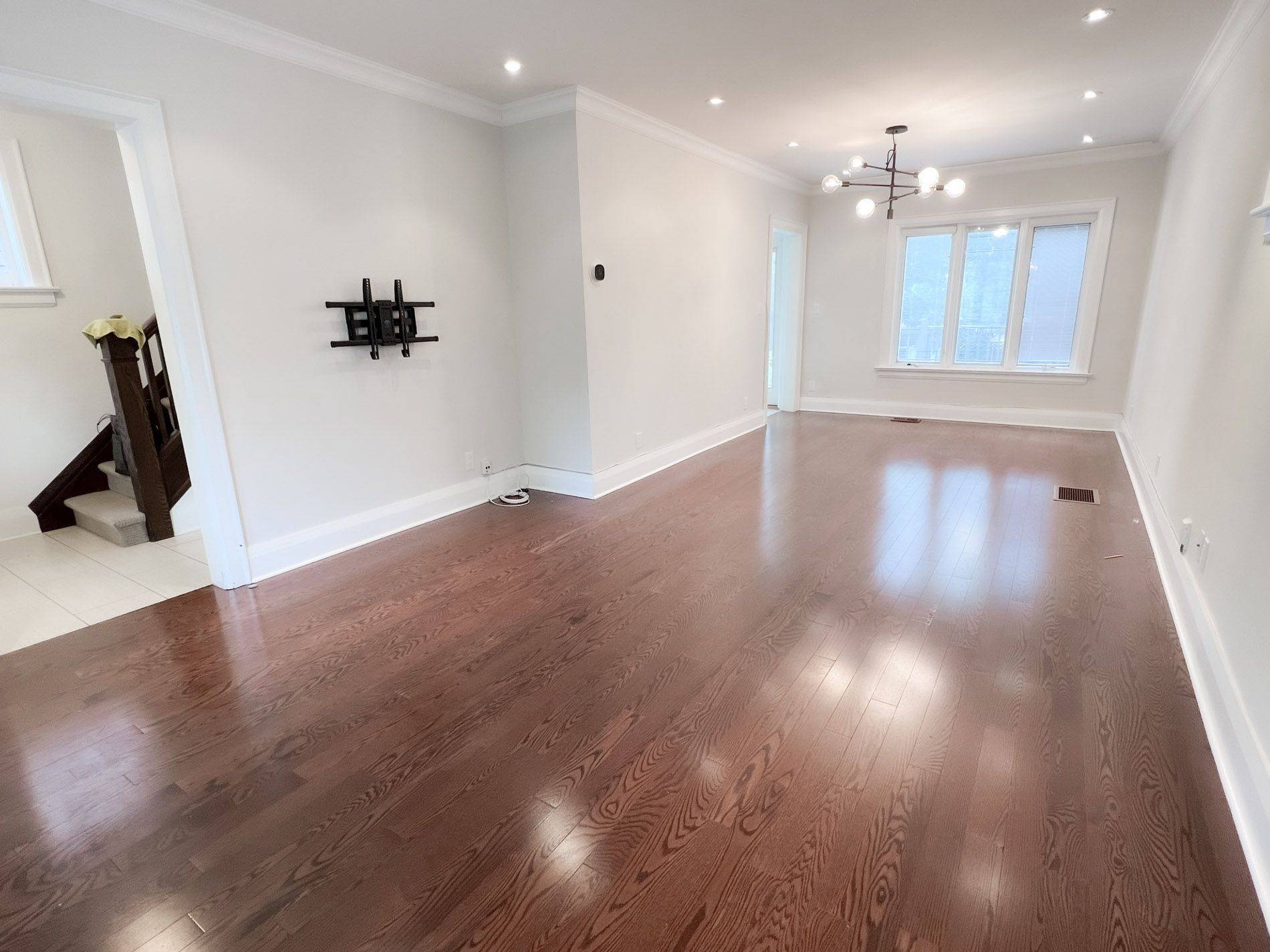 Toronto C04, ON M4N 2A7,53 Snowdon AVE