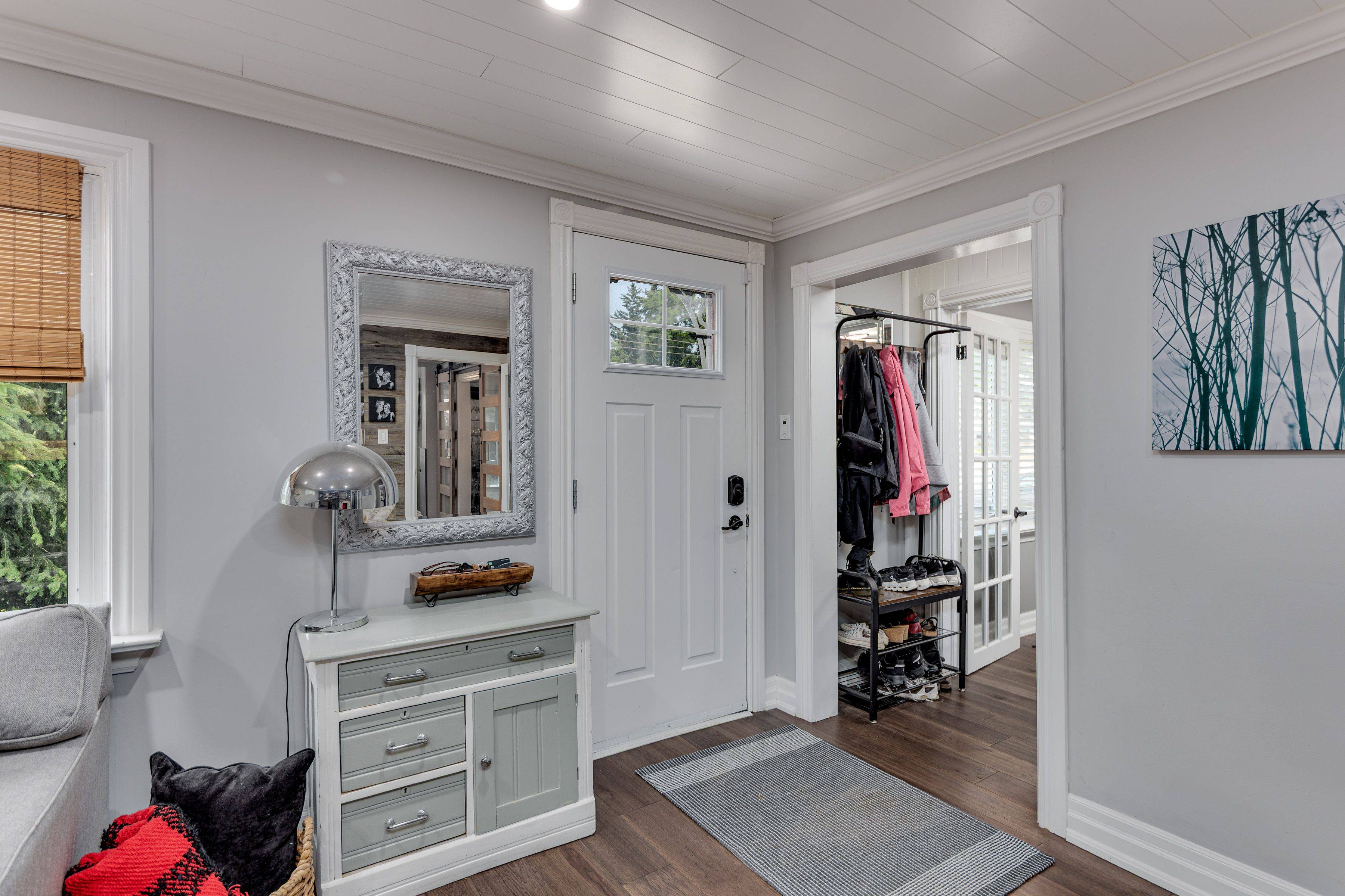 Barrie, ON L4M 2H4,75 Gunn ST