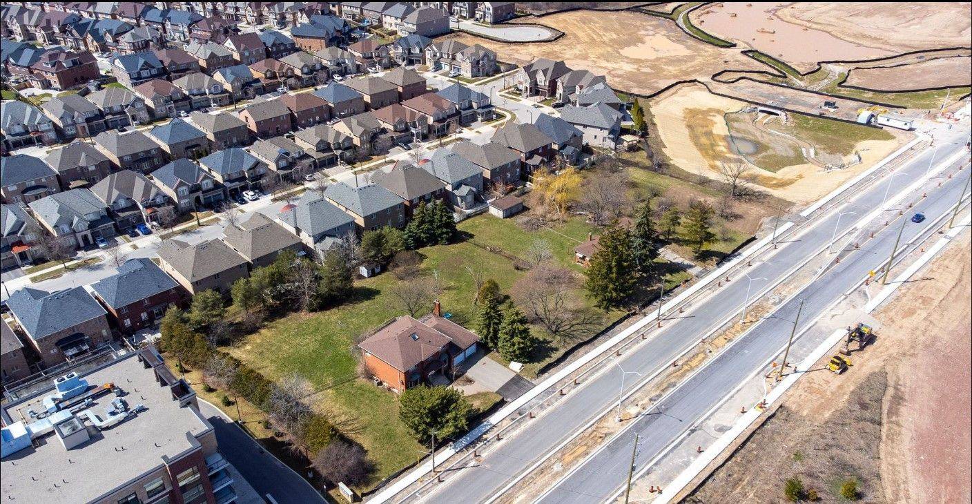 3148 Sixth Line, Oakville, ON L6M 4J9