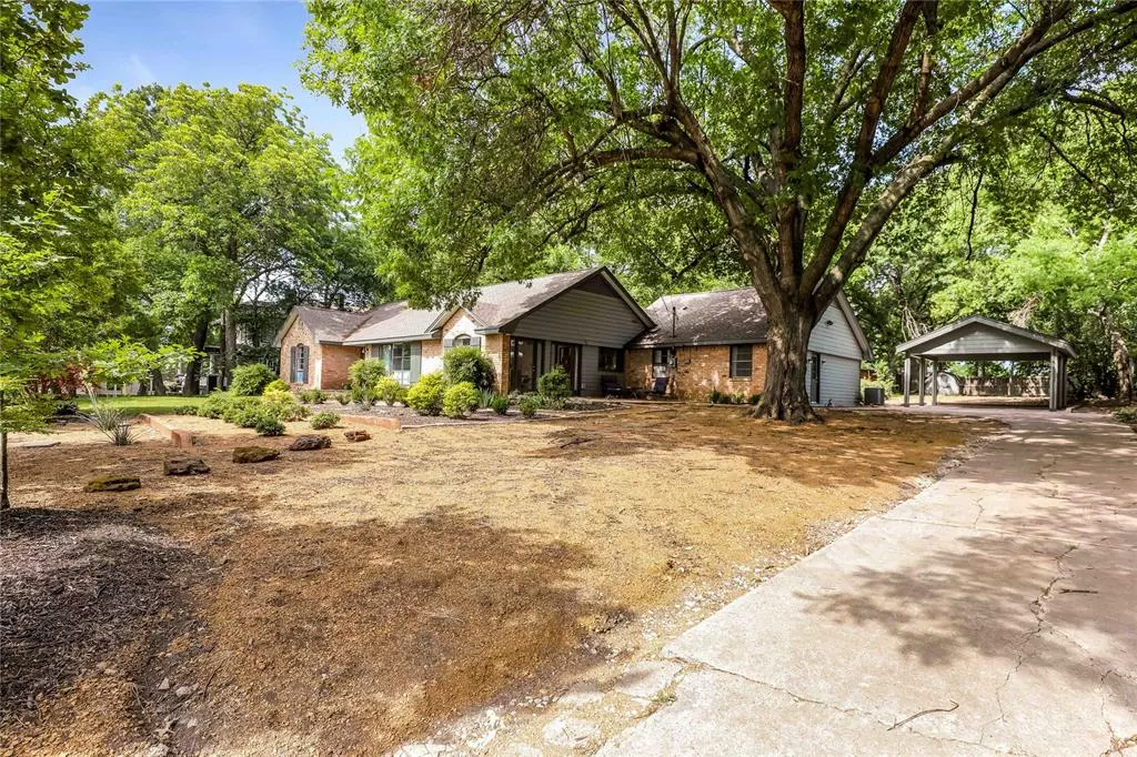 Mckinney, TX 75069,205 N College Street
