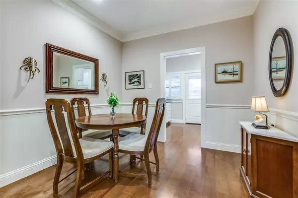 Dallas, TX 75230,10720 Park Village Place #D