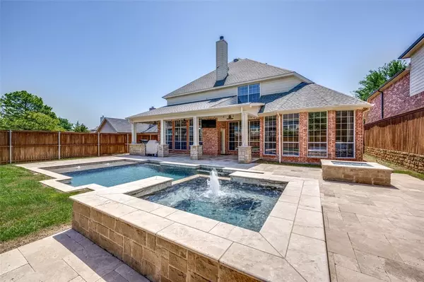 1060 Metalmark Court, Lantana, TX 76226