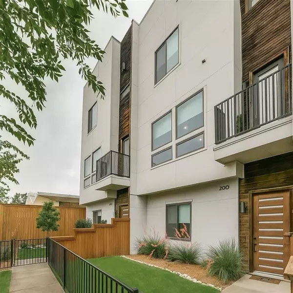3816 Roseland Avenue #C200, Dallas, TX 75204