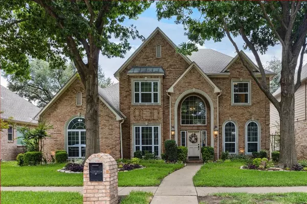 18727 Greenside Drive, Dallas, TX 75252