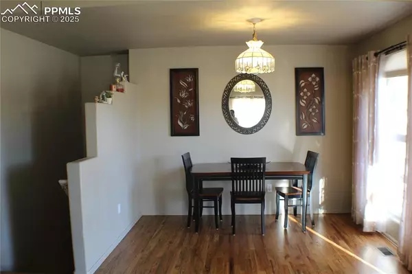 Pueblo, CO 81005,26 Thames DR