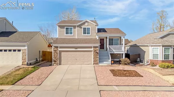 5439 Vermillion Bluffs DR, Colorado Springs, CO 80923