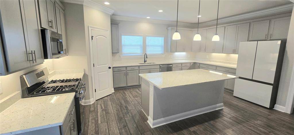 Bossier City, LA 71111,207 Saint Edmunds Way