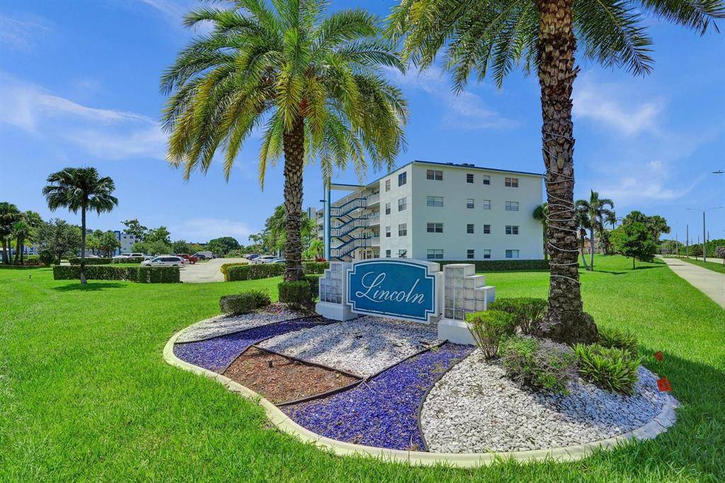 1020 Lincoln A #1020, Boca Raton, FL 33434