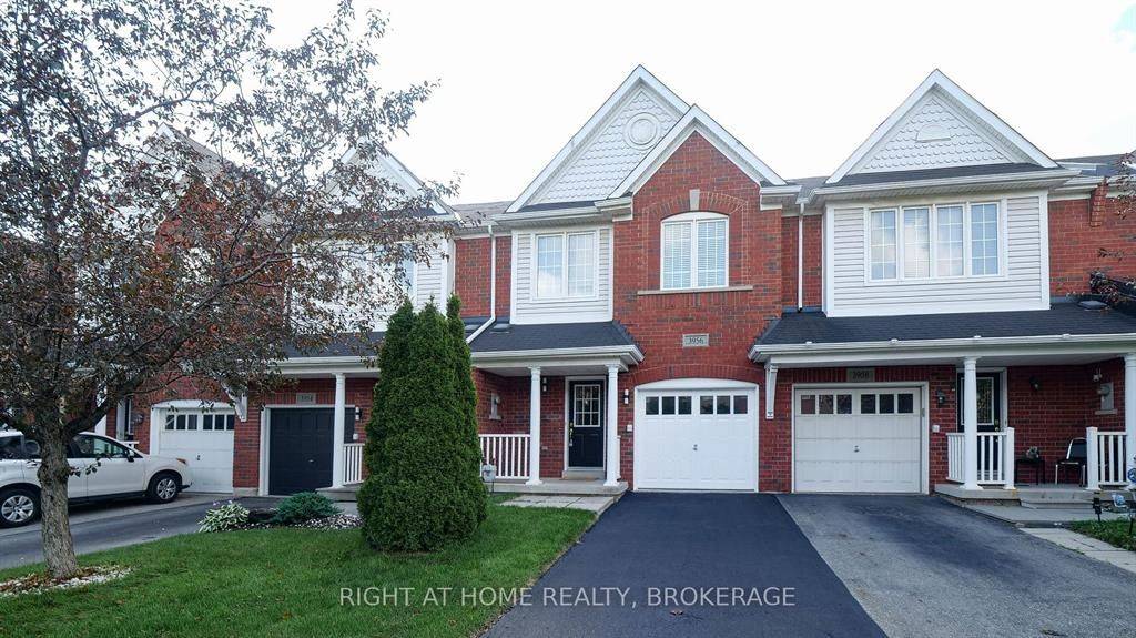 3956 Stardust DR, Mississauga, ON L5M 8A6