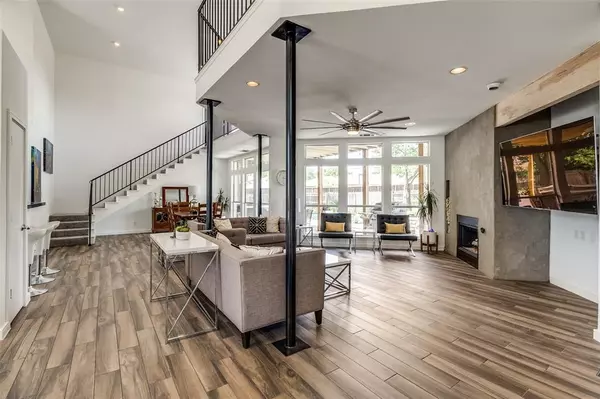 Dallas, TX 75229,3723 Royal Lane