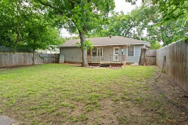 Granbury, TX 76048,414 W Doyle Street