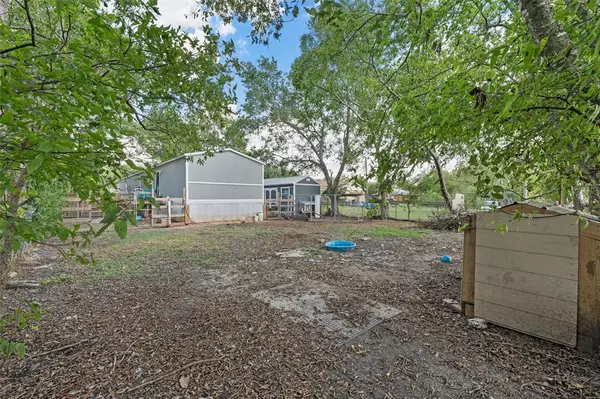 Mart, TX 76664,606 S Falls Street