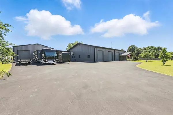 Weatherford, TX 76088,1661 Greenwood Road