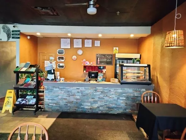 775 SOUTHDALE Rd RD E #10 & 11, London South, ON N6E 2C6