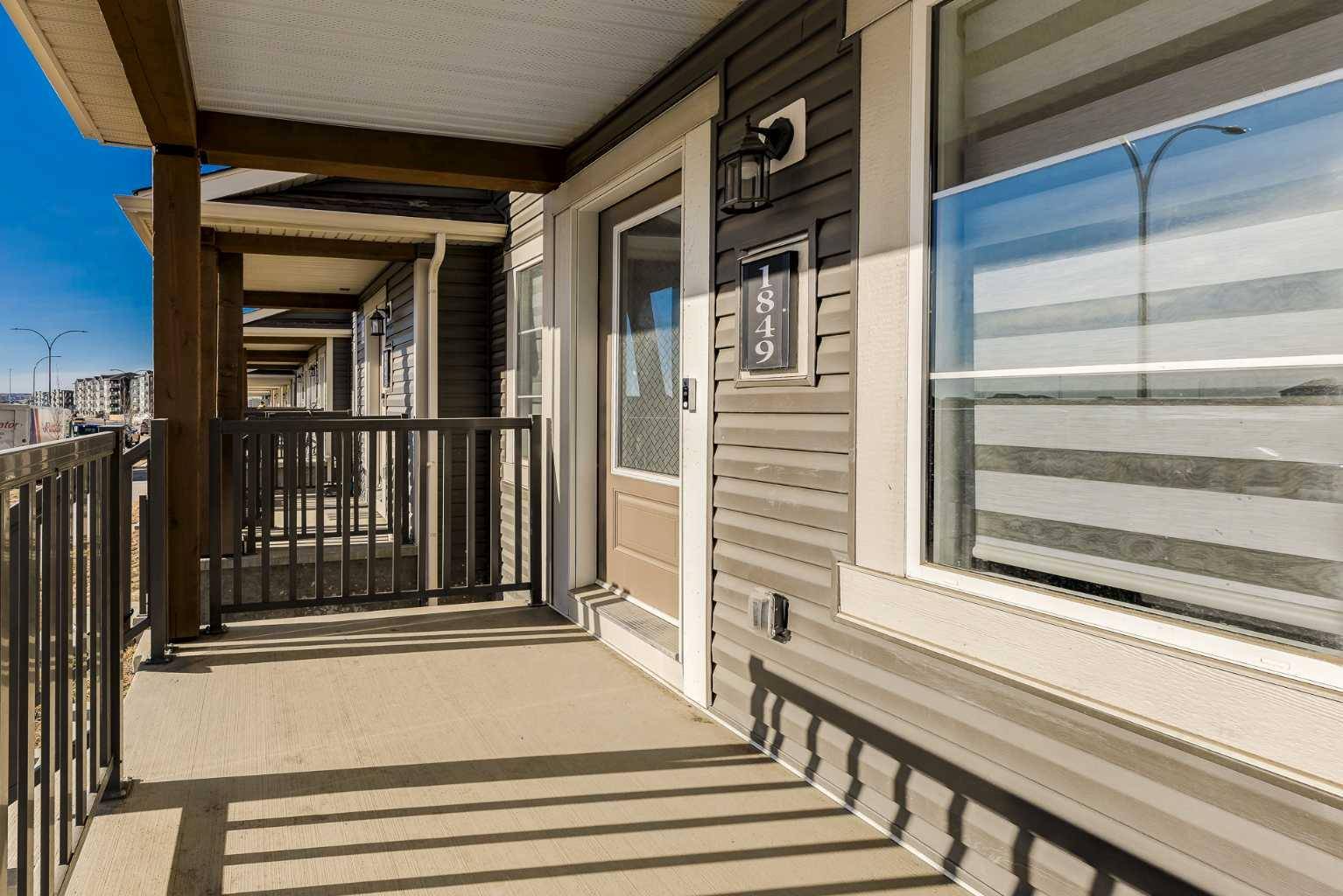 Calgary, AB T3P 1W1,1849 Carrington BLVD NW