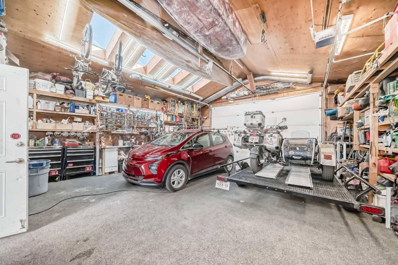 Calgary, AB T3G 4W7,82 Citadel Vista Close NW