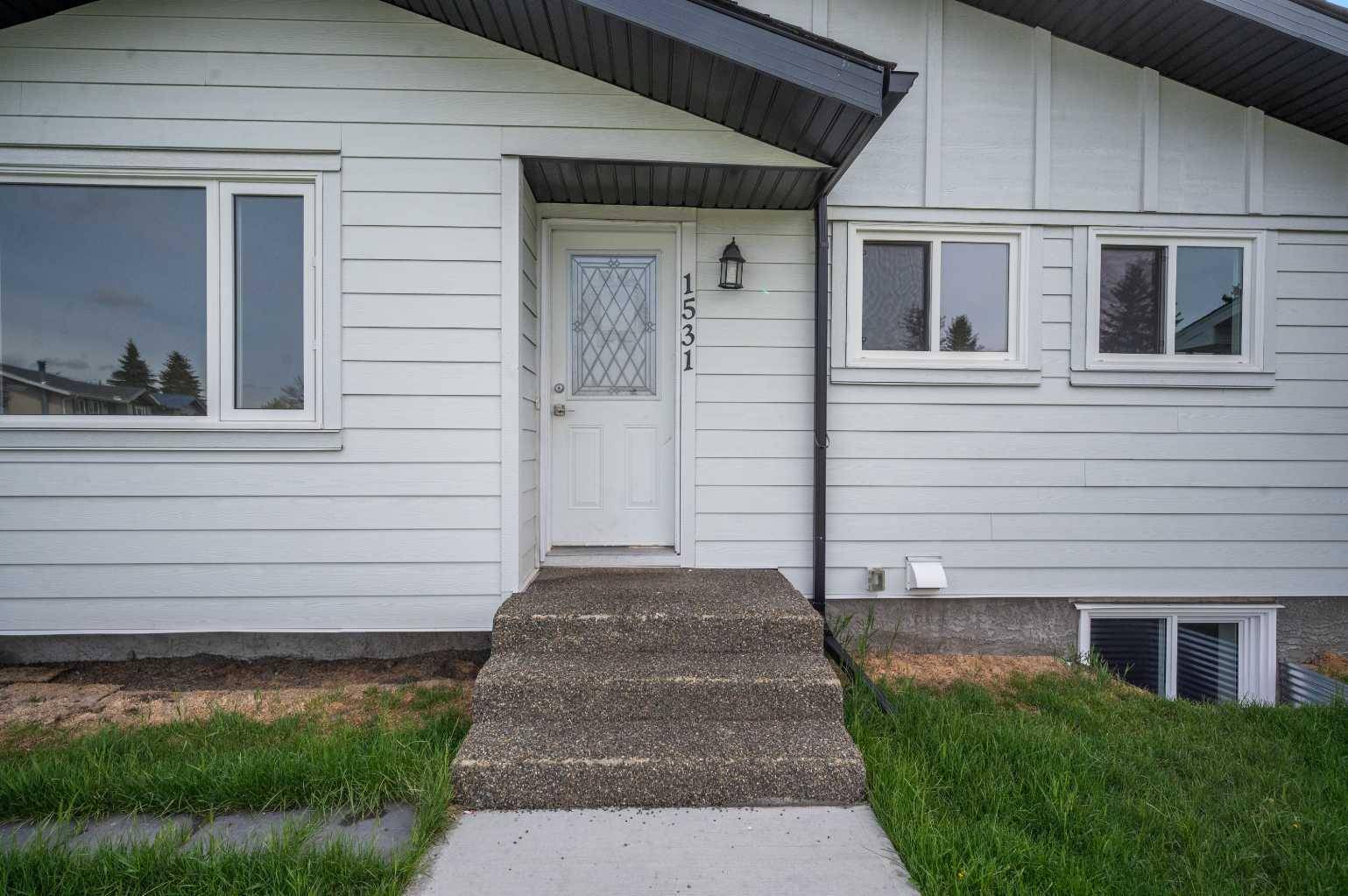 Calgary, AB T2A 5V2,1531 Maitland DR NE