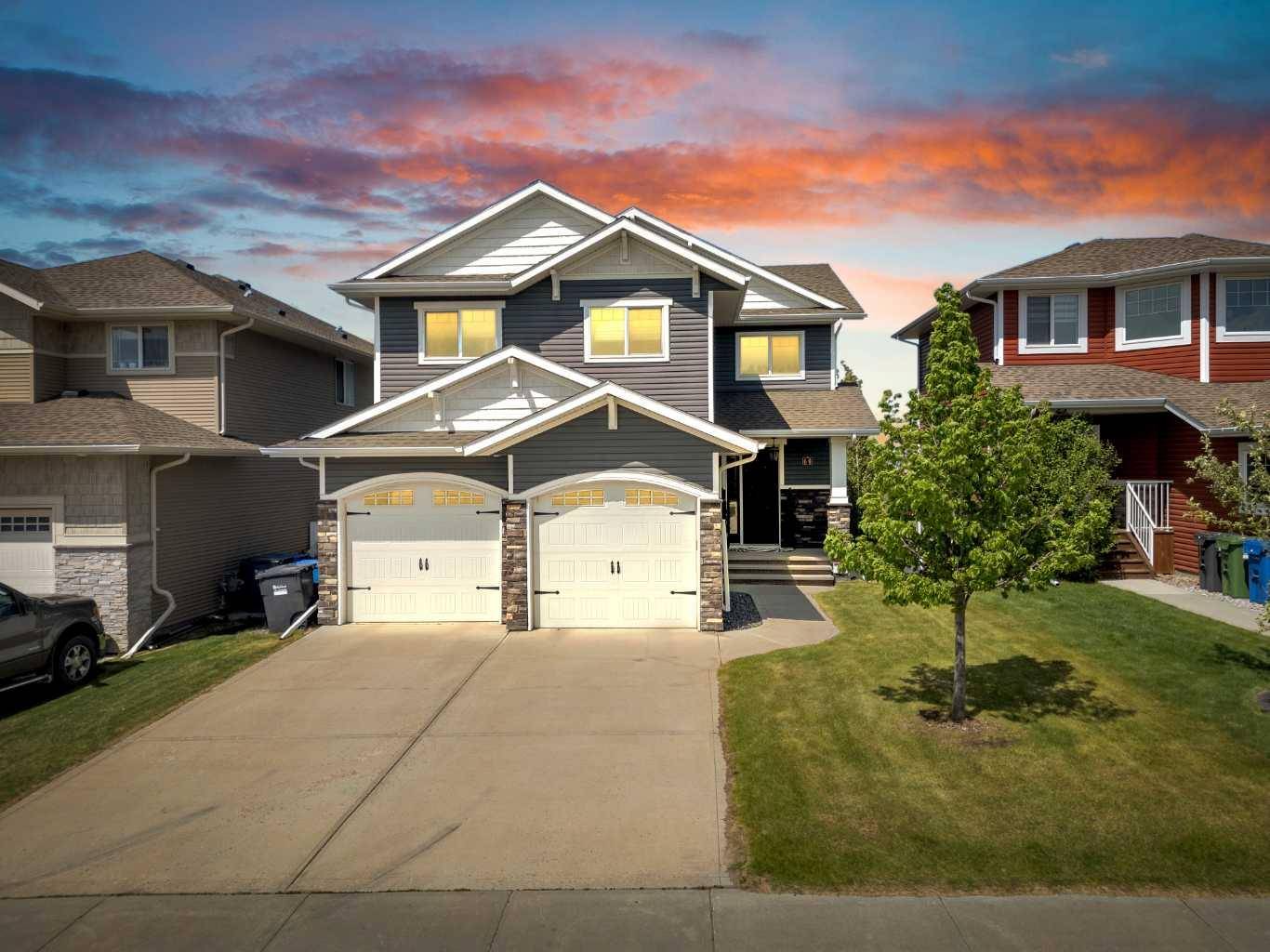 60 Thompson CRES, Red Deer, AB T4P 0N8
