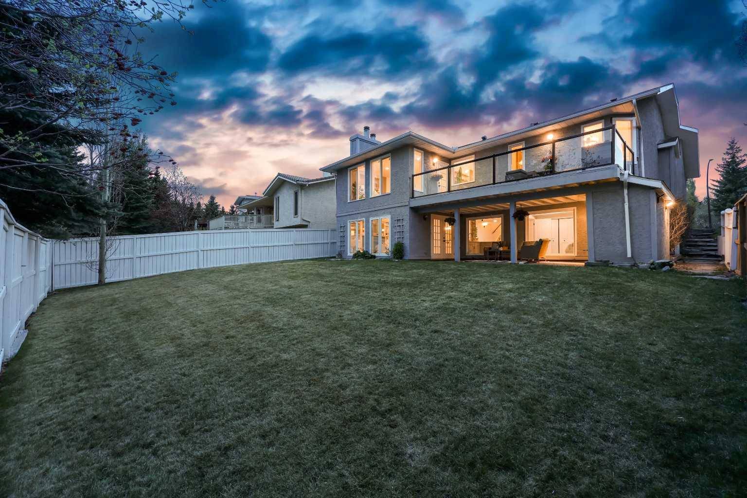 Calgary, AB T3L 1R7,31 Scenic Park CRES Northwest