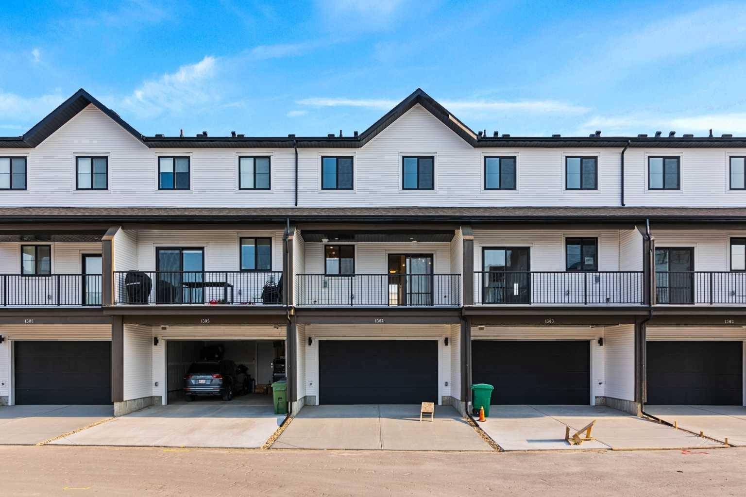 Airdrie, AB T4B5R2,201 Cooperswood GN Southwest #1304