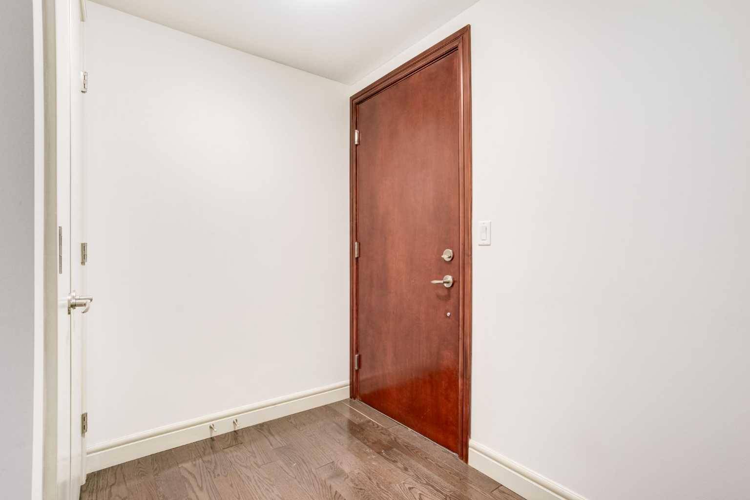 Calgary, AB T2R 0H8,817 15 AVE Southwest #500