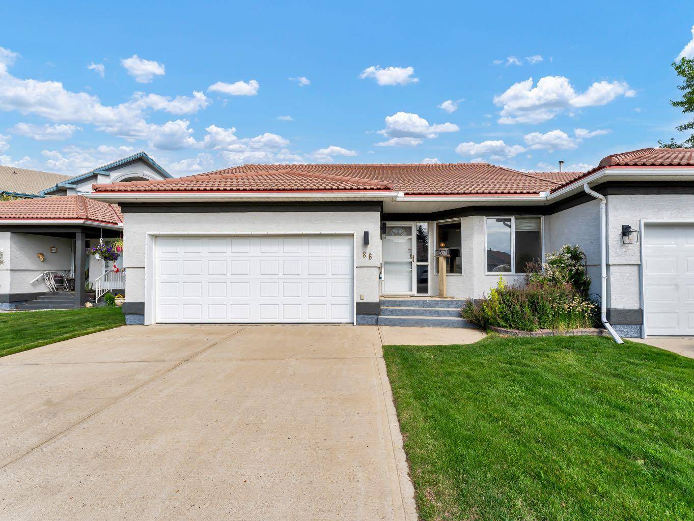 86 Park Meadows LN SE, Medicine Hat, AB T1B4E4
