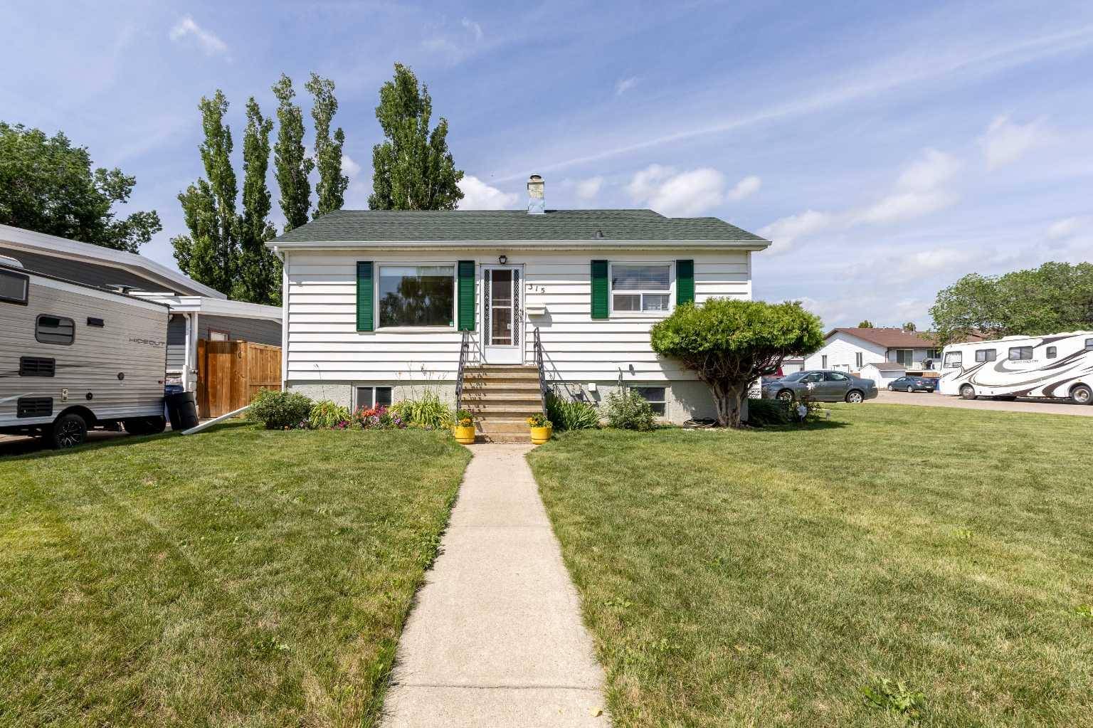 315 Dieppe BLVD S, Lethbridge, AB T1H 4W6
