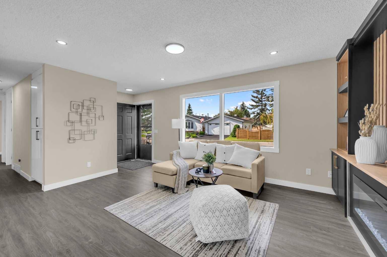 Calgary, AB T2A 5M8,951 Maitland WAY NE