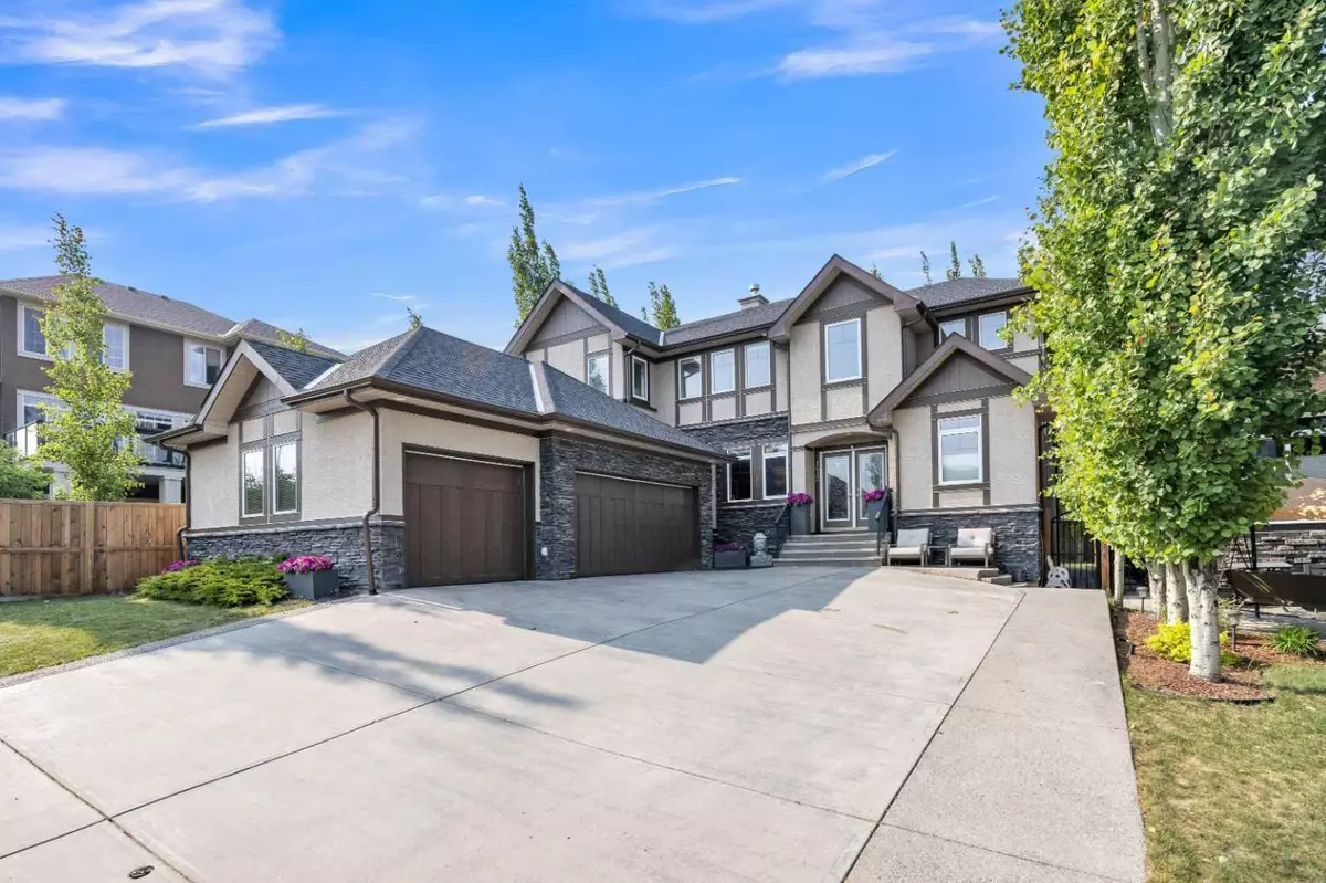 Calgary, AB T3K 0M5,172 Panatella CRES NW